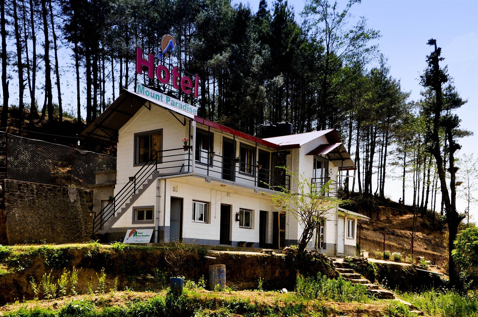 Hotel Mount Paradise Нагаркот Экстерьер фото
